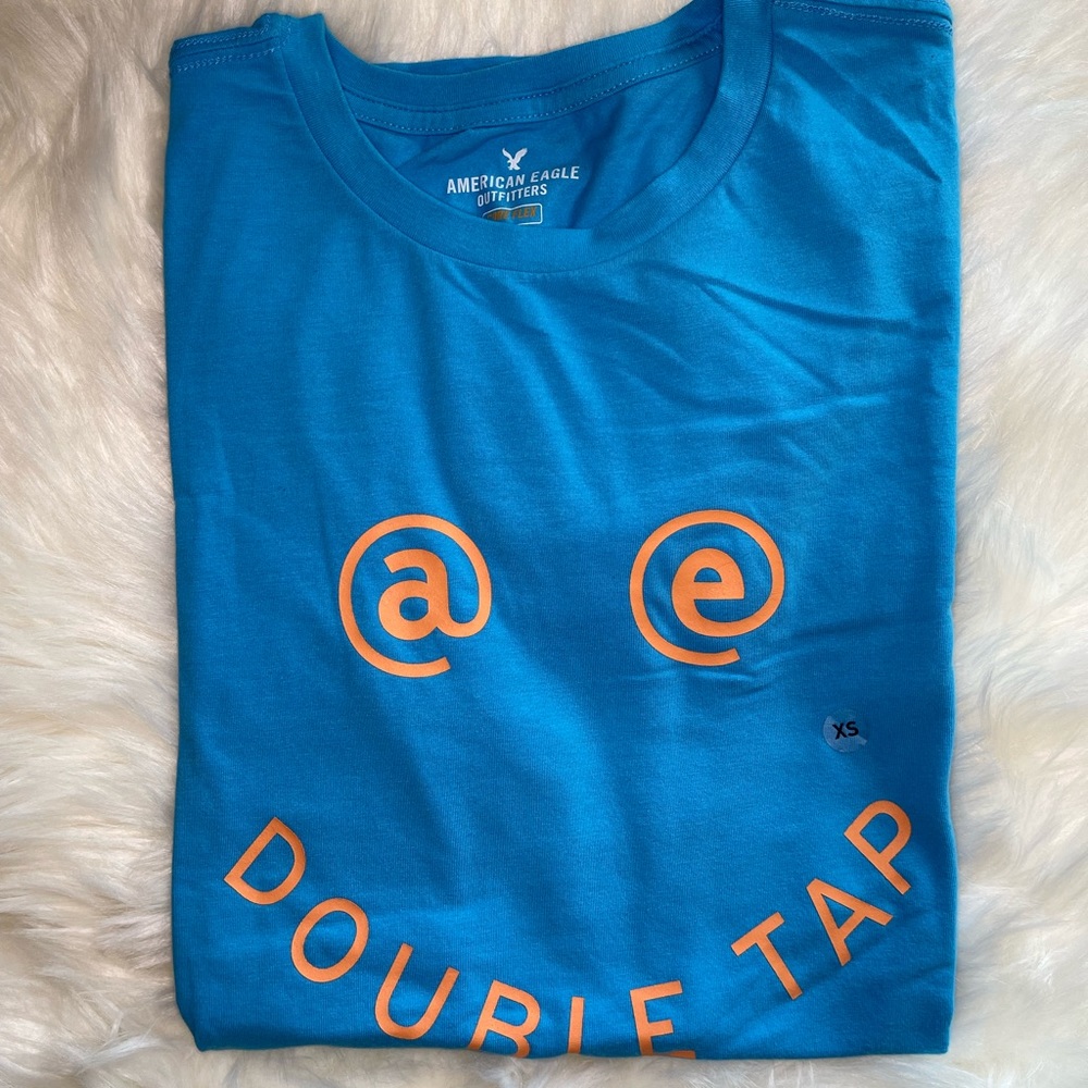 AEO T-Shirt / Core Flex